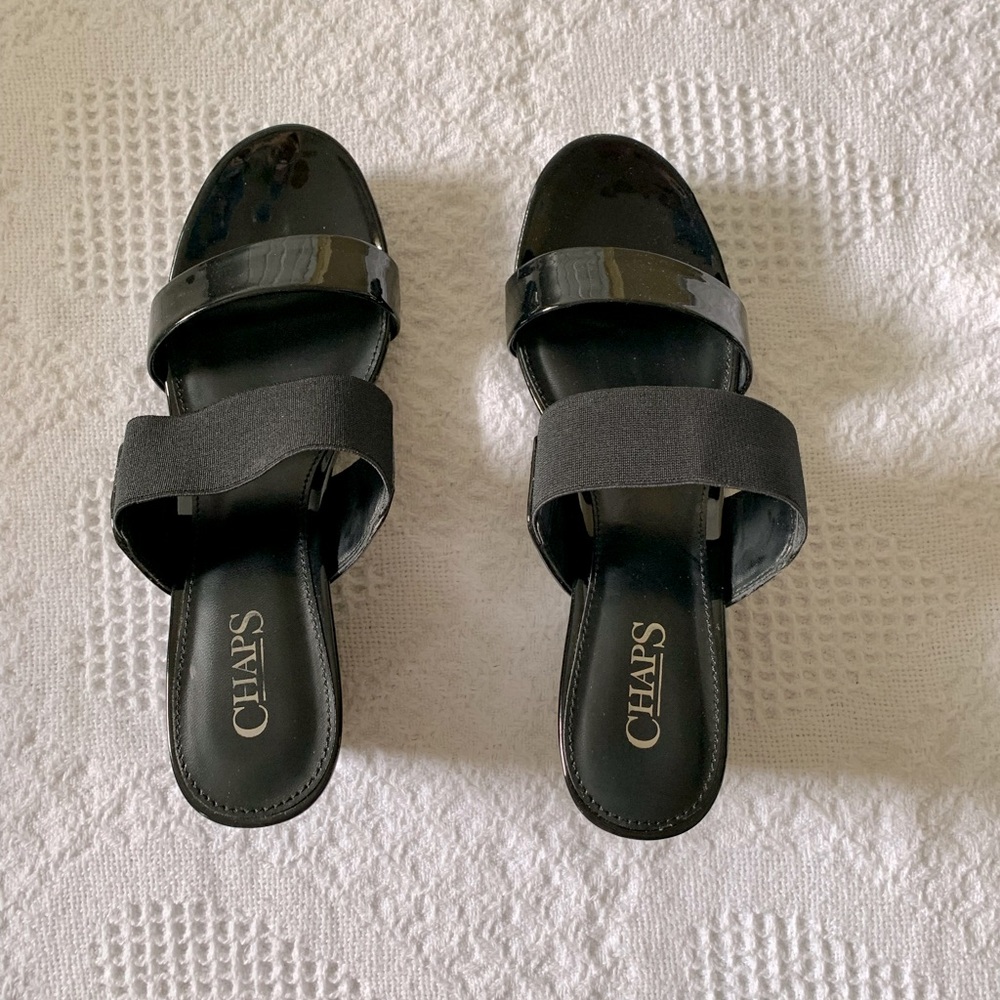 Chaps black Rhoda wedges. Women’s size 8B. Stretch bottom strap.  Worn once.